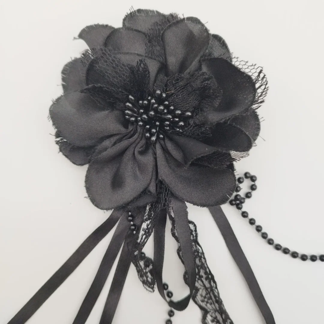 Schwarze Blumen-Brosche - ca. 37cm insgesamt  – Bild 4