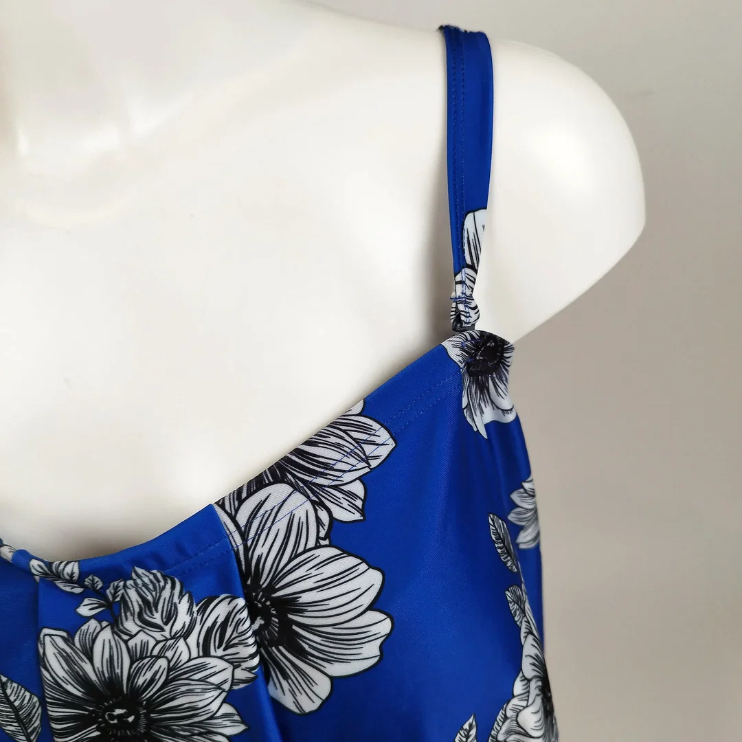 Long-Tankini-Oberteil, Gr. 50, Blumenmuster – Bild 4