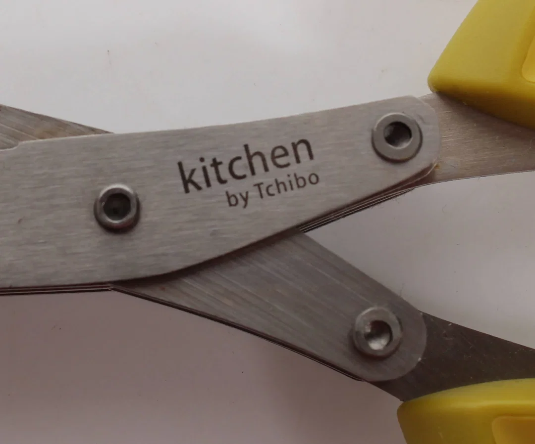 Tchibo Kräuterschere, Edelstahl mit gelben Griffen, 20,5 cm – Bild 3