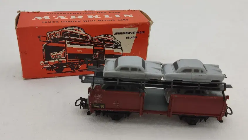 Märklin H0 - Modellwagon - Autotransportwagen beladen - Bild 2