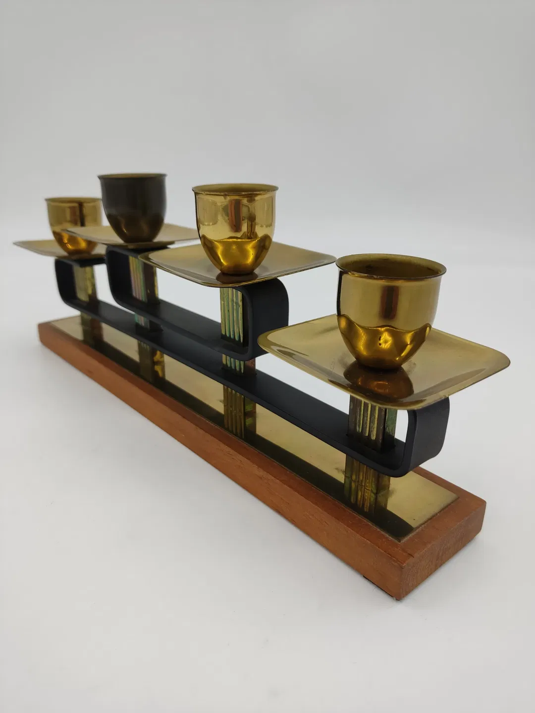 Mid Century Kerzenständer aus Teak & Messing - Bild 4