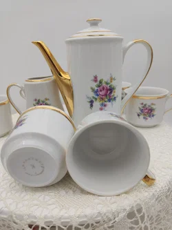  Porzellan-Teeservice mit Kanne & Milchkännchen, Goldrand | Vintage-Charme - Bild 5