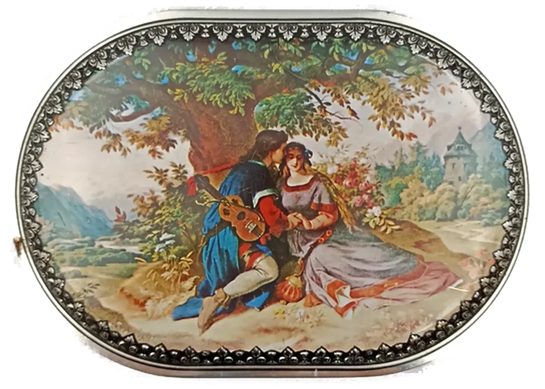Vintage Hubertus Klieber Dose (Modell 290/2) – Oval mit romantischem Liebespaar – Bild 6