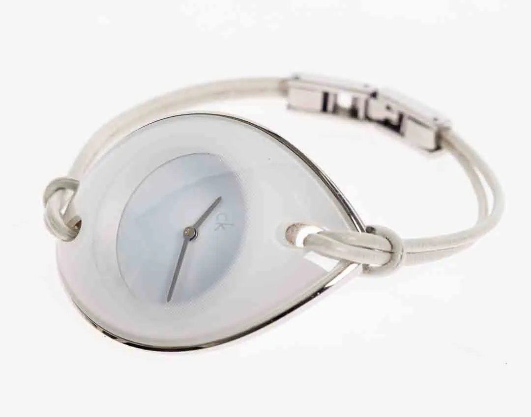 Moderne Damen Calvin Klein Uhr in weiß, Modell K8323120 – Bild 3